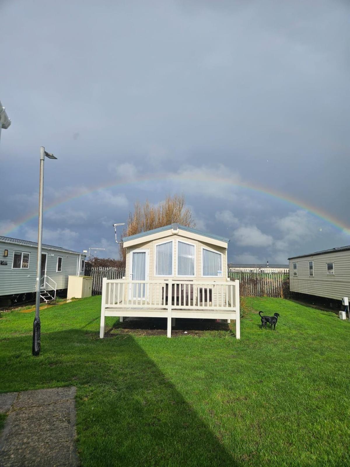 Willowway168, Tranquility Family Home Camber Exterior foto